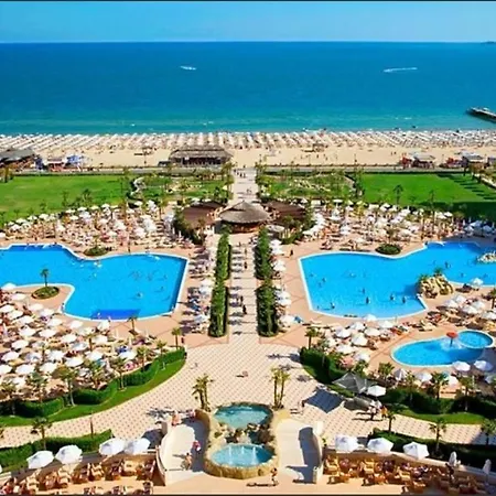 Private In The Best - Family - Beachfront Apartment Sunny Beach
