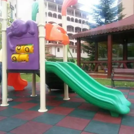 Private In The Best - Family - Beachfront Слънчев бряг