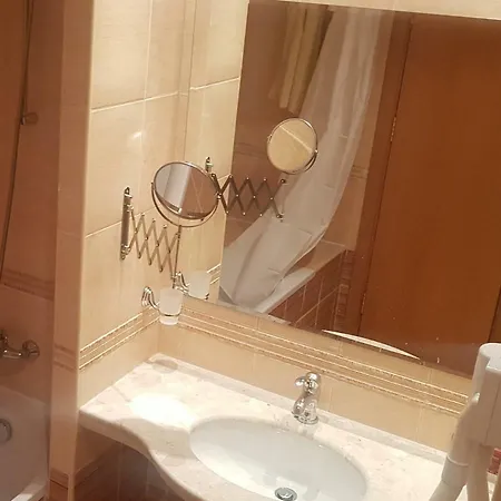 Апартамент Private In The Best - Family - Beachfront Слънчев бряг